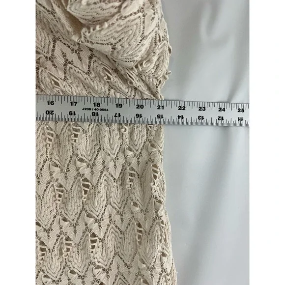 Emma Rose Medium Boho Lace Tan Brown Ruflle Bell Sleeve Top Pullover - Picture 8 of 9